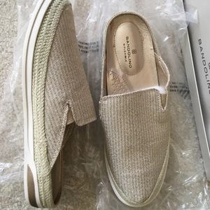 Bandolino slip on shoe size 7 1/2